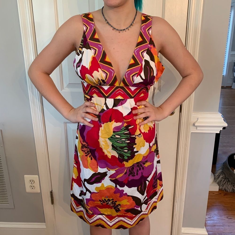 a.n.a. Sleeveless Floral dress size 4 NWT